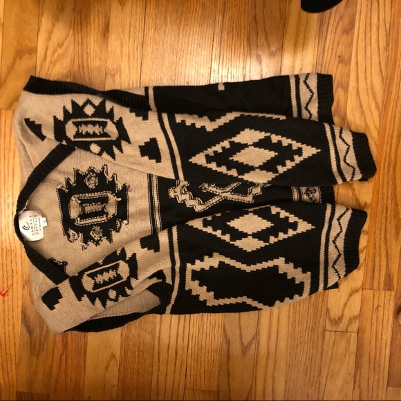Sweaters - Sweater vest Aztec native look